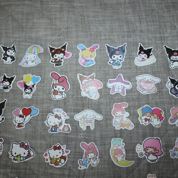 Lot of 50 Matte Hello Kitty & Friends Stickers - Picture 3 of 5